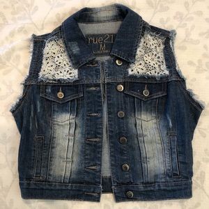 🆕 Rue 21 Distressed Denim Jean Vest with Lace